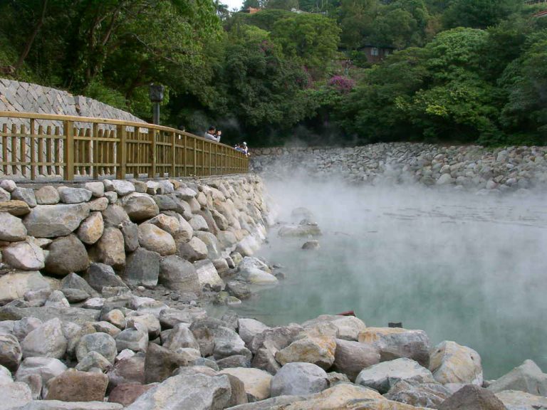 Bang hot spring